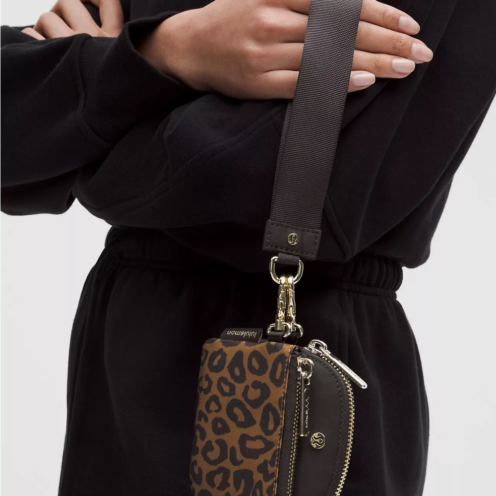 Lululemon Dual Pouch Wristlet- LDOK/NHBR/GOLD
